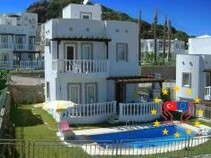 mugla-bodrum-yalikavak-da-havuzlu-villa