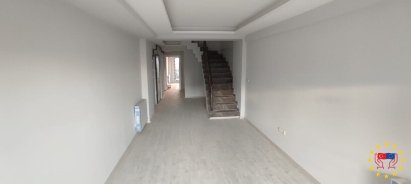 vatandaslik-icin-uygun-terasli-21-dublex-genis-daire-suitable-for-citizenship-21-duplex-new-flat-for-sale-in-izmir-the-big-terraced-big-2